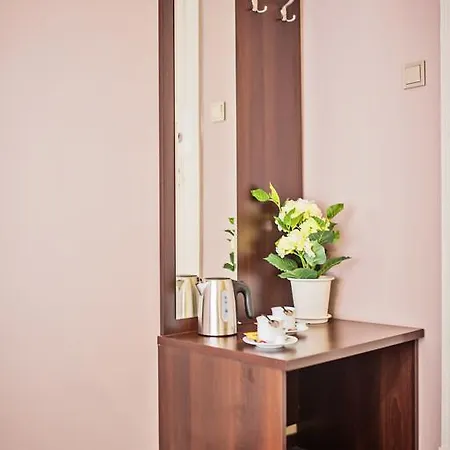 Ttrooms Guest house